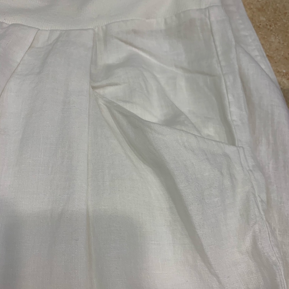 White Linen Capris - image 2